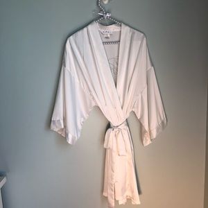 Icing Intimates & Sleepwear - Icing Bride Robe NWOT Icing Intimates & Sleepwear - Icing Bride Robe NWOT